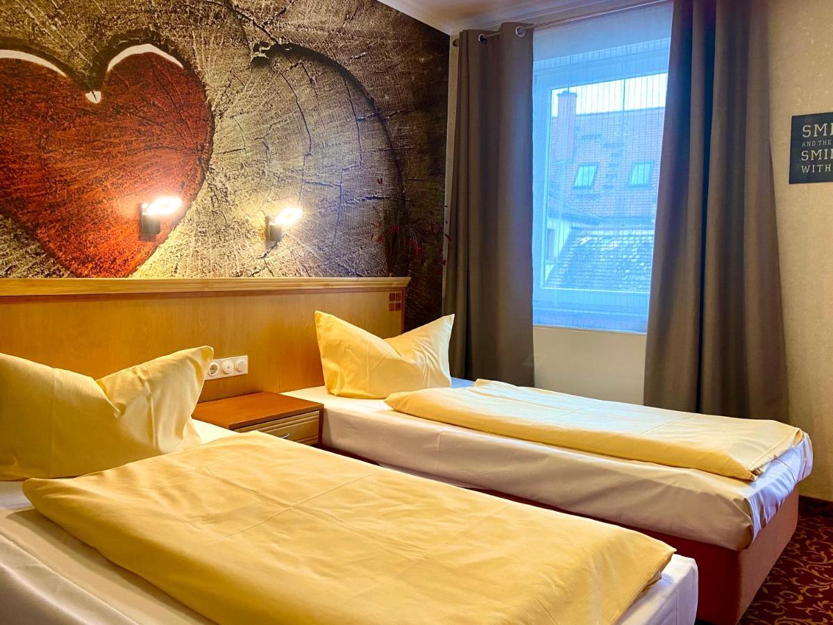 Querfurter Hof Hotel Bagian luar foto