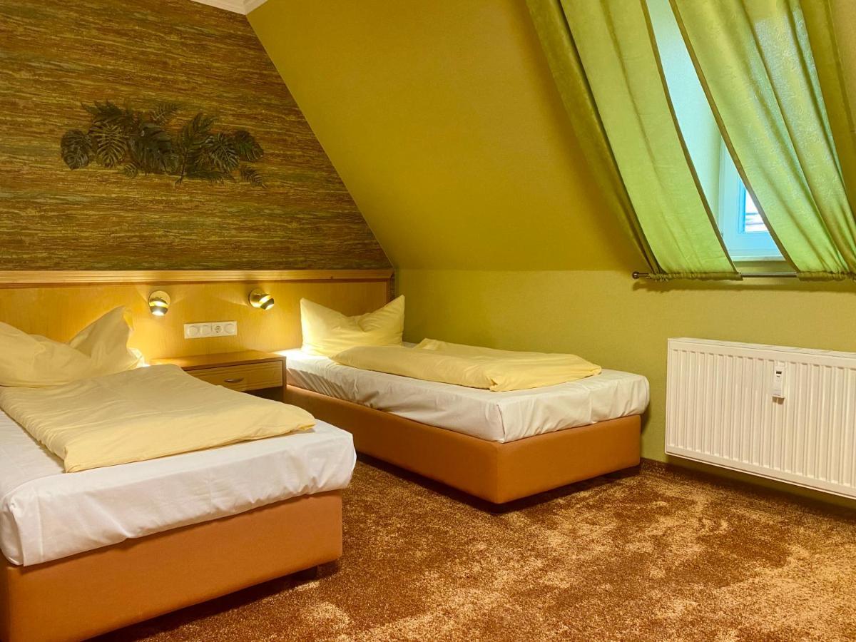 Querfurter Hof Hotel Bagian luar foto