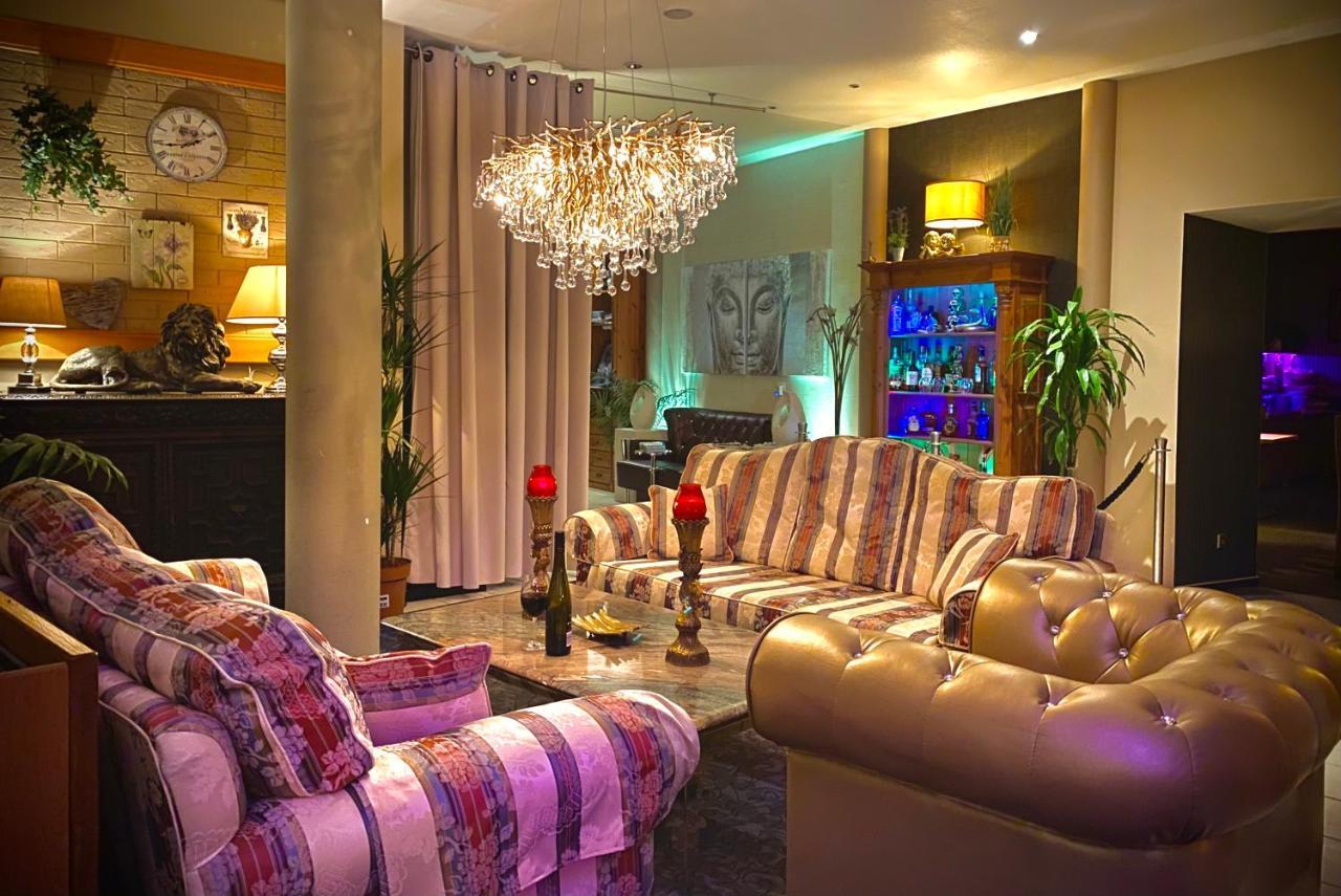 Querfurter Hof Hotel Bagian luar foto